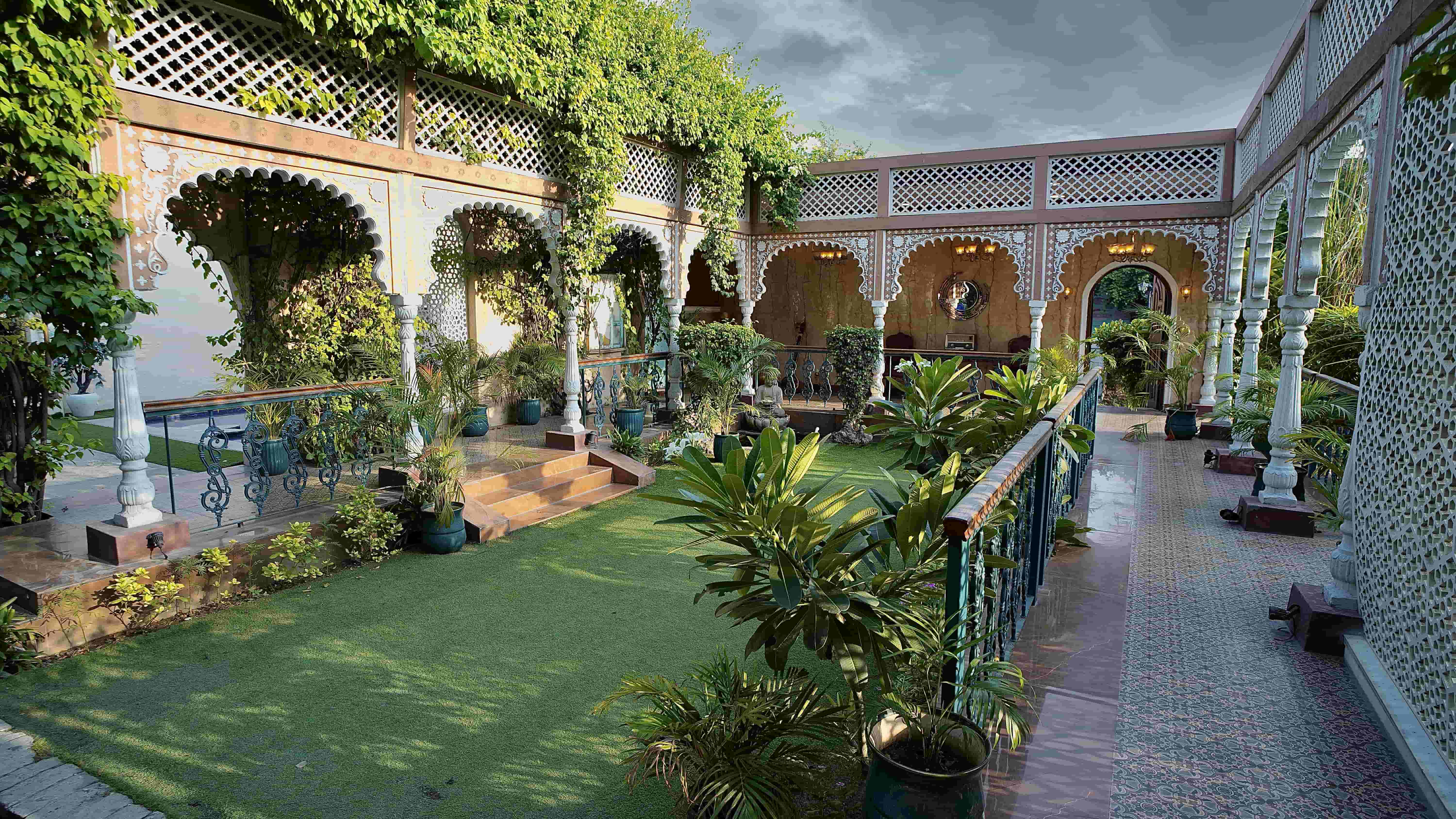 Rajmahal (2) – pre wedding location in delhi